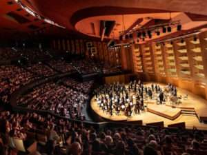 (c) Auditorium de Lyon
